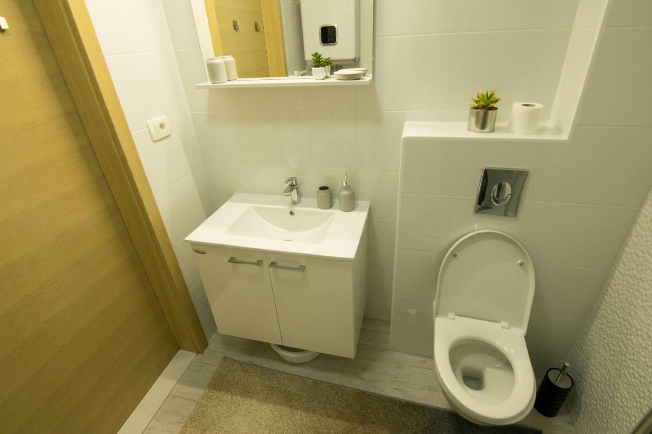 Lidija 2 Apartment Makarska Exterior photo